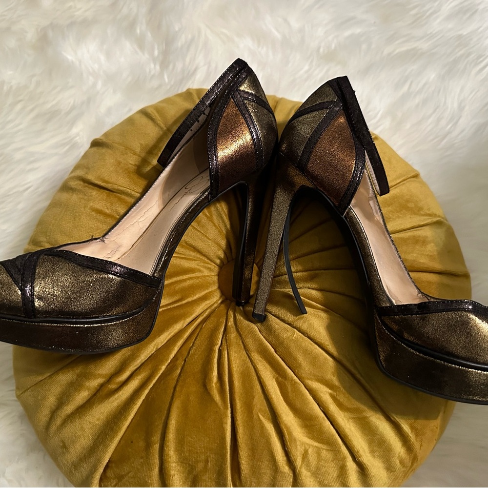 Metallic Heels - Picture 4 of 8